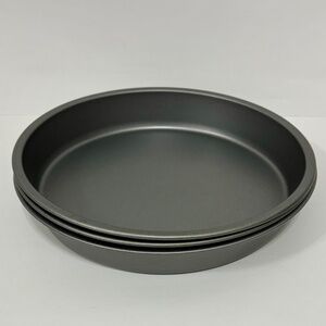 NEW 9” Round Nonstick Cake Pans Set of 3